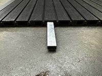 10x triple rhombus zwart composiet schutting inclusief tuinpalen (18,7 mtr) - afbeelding 9 van  11