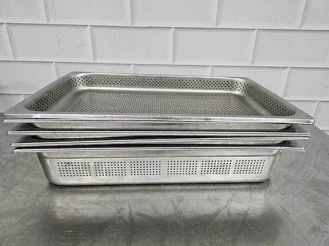 1/1 - (geperforeerde) rvs gastronormbak (5x) - afbeelding 3 van  4