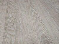 11 m2 laminaat plank - 1285 x 192 x 8 mm - afbeelding 1 van  3