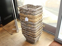 11 rieten winkelmanden. afmeting 45 x 37 x 28 cm. - afbeelding 1 van  3
