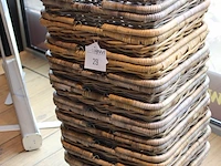 11 rieten winkelmanden. afmeting 45 x 37 x 28 cm. - afbeelding 2 van  3