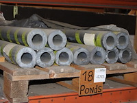 11 rollen lood 18 pounds met breedte 100 cm en gewicht 49 kg per rol. ruim 500 kg. - afbeelding 1 van  1