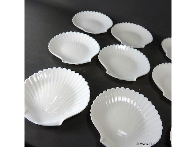 11 schelpvormige schalen - afbeelding 2 van  5