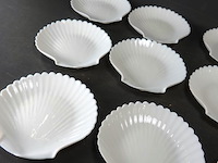 11 schelpvormige schalen - afbeelding 2 van  5