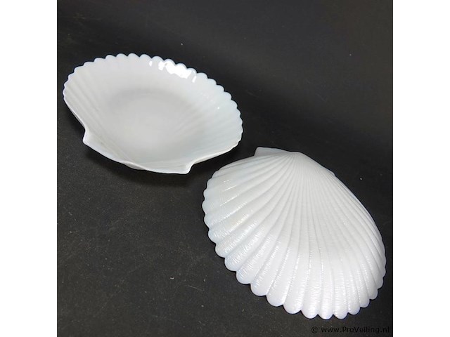 11 schelpvormige schalen - afbeelding 4 van  5