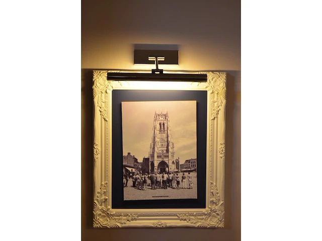 11 wandversieringen in kader 54x60 cm met bovenverlichting - afbeelding 5 van  12