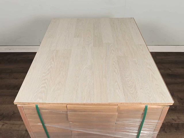 111 m2 laminaat plank - 1285 x 192 x 8 mm - afbeelding 3 van  4