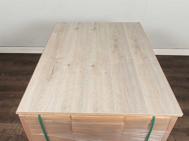 111 m2 laminaat plank - 1285 x 192 x 8 mm - afbeelding 3 van  4