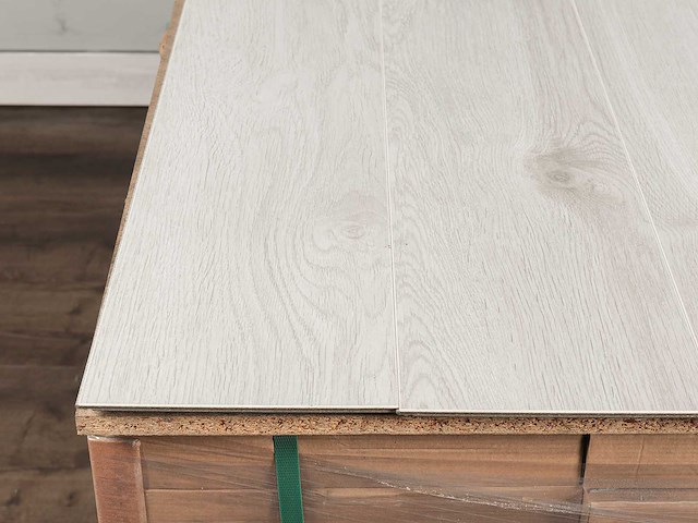 111 m2 laminaat plank - 1285 x 192 x 8 mm - afbeelding 2 van  4