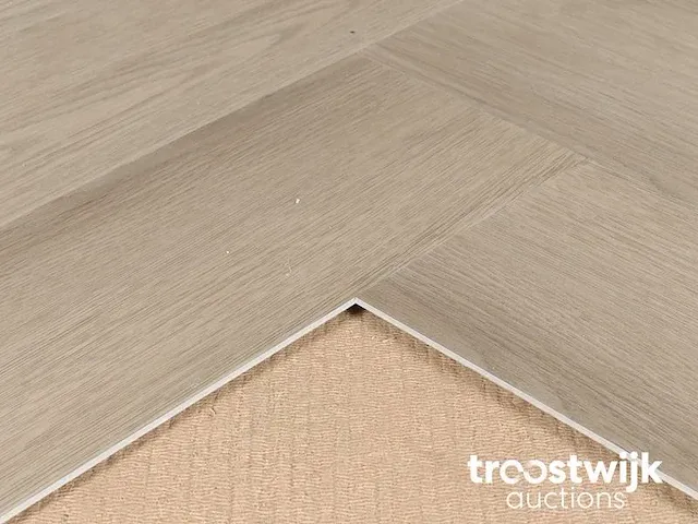 111 m2 spc pvc-click visgraat - 750 x 150 x 5 mm - afbeelding 2 van  4