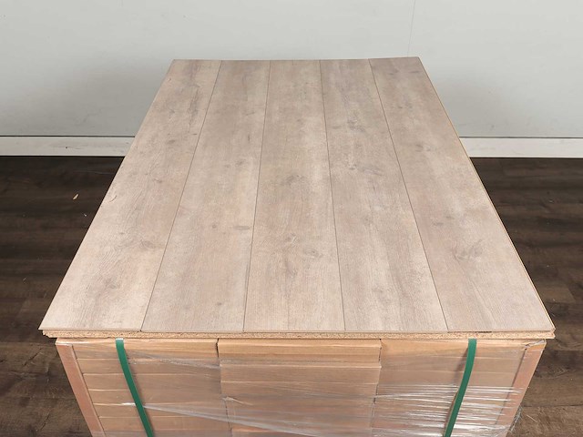 112 m2 laminaat plank - 1383 x 193 x 8 mm - afbeelding 3 van  4