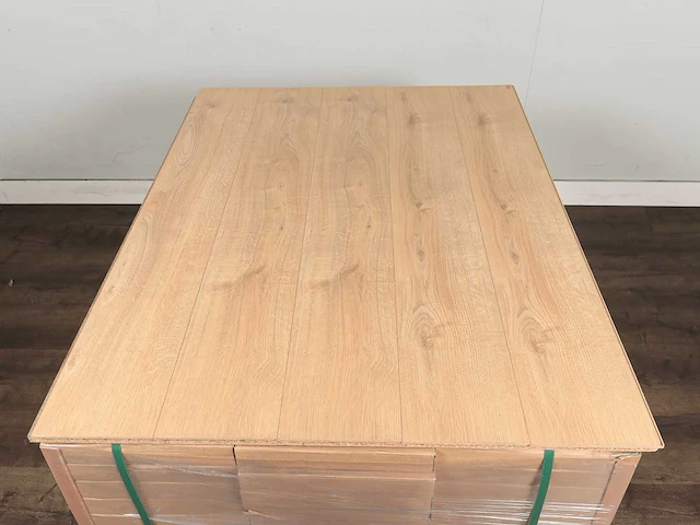 113 m2 laminaat plank - 1285 x 192 x 8 mm - afbeelding 3 van  4
