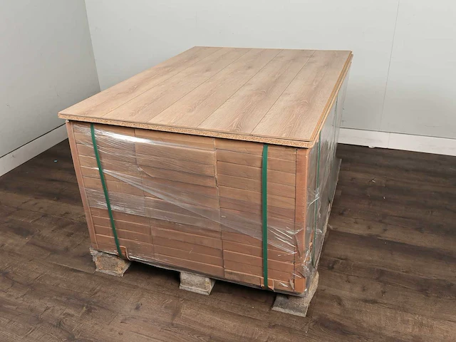 113 m2 laminaat plank - 1285 x 192 x 8 mm - afbeelding 4 van  4