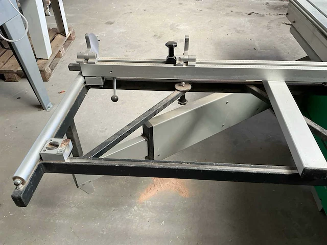 1196 altendorf f45 formaatcirkelzaagmachine - afbeelding 3 van  15