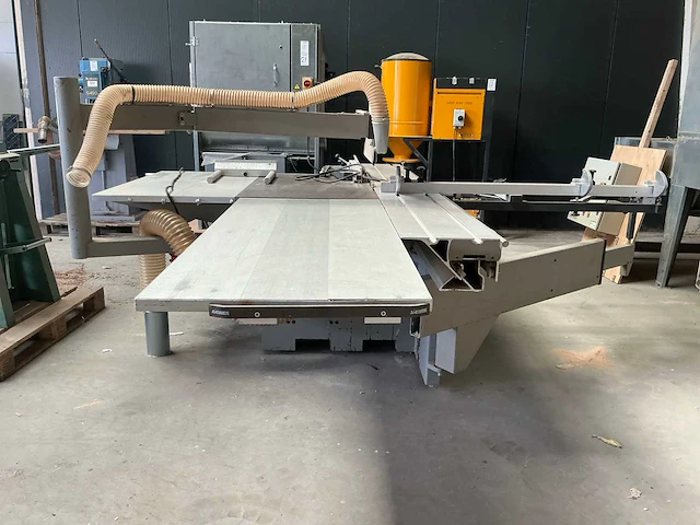 1196 altendorf f45 formaatcirkelzaagmachine - afbeelding 9 van  15