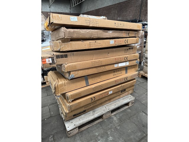 11x bureau - afbeelding 1 van  6