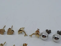 11x paar gouden oorstekers, 14 karaats - afbeelding 5 van  11