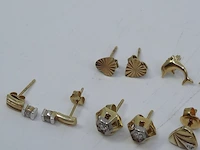 11x paar gouden oorstekers, 14 karaats - afbeelding 8 van  11