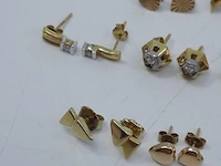 11x paar gouden oorstekers, 14 karaats - afbeelding 9 van  11