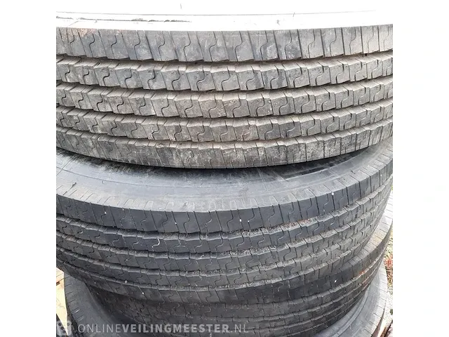 11x vrachtwagenband michelin, xze2+ - afbeelding 5 van  5