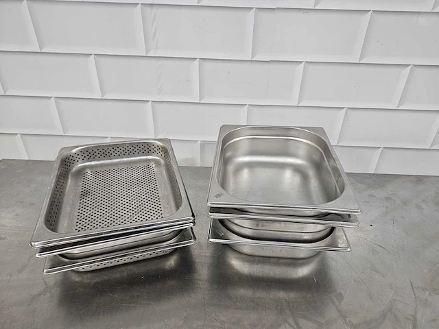 1/2 100 - rvs gastronormbak (8x) - afbeelding 1 van  4