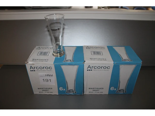 12 bierglazen arcoroc 33 cl met reclameopdruk. - afbeelding 1 van  1