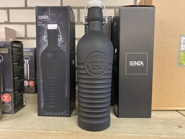 12 stuks senza glazen waterfles/ decanter, zwart - afbeelding 1 van  2