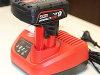 12 volt accu milwaukee 6.0 ah met lader - afbeelding 2 van  2