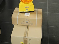 12 waarschuwing/afzetlampen in doos weams incl. accu's - afbeelding 2 van  4