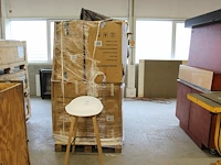 12 witte barkrukken romeostools met hoogte 73 cm. - afbeelding 1 van  5