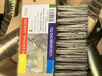 12 x voegenborstels met haak - afbeelding 3 van  5