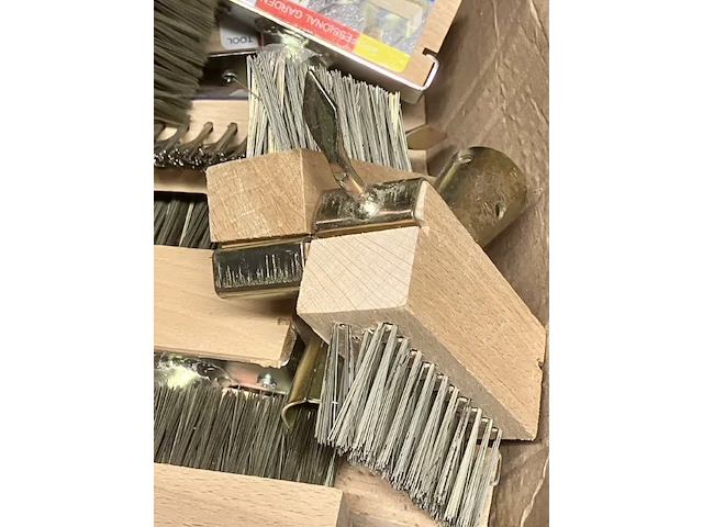 12 x voegenborstels met haak - afbeelding 4 van  5