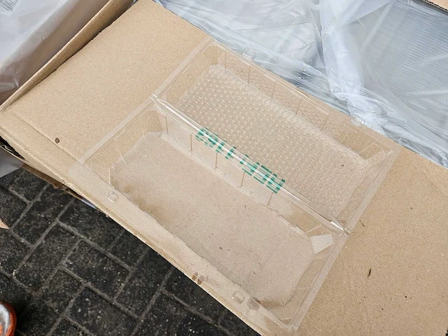 1200 stuks sluitbare plastic trays - afbeelding 3 van  4