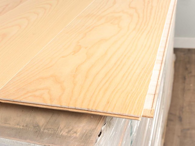 121 m2 parket essen xl mutliplank - 2200 x 209 x 14 mm - afbeelding 2 van  4