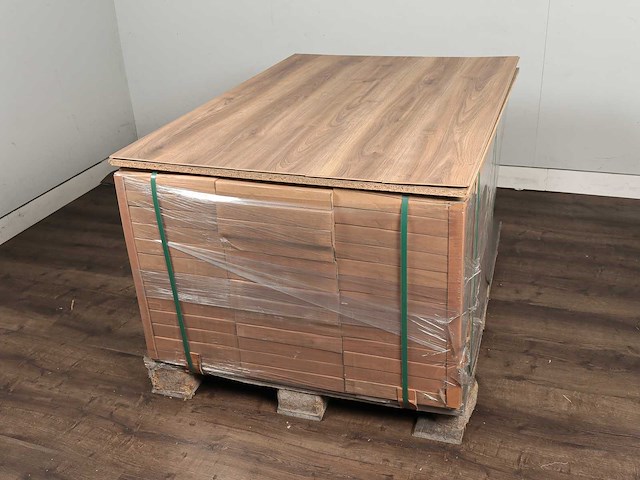 122 m2 laminaat plank - 1383 x 193 x 8 mm - afbeelding 4 van  4