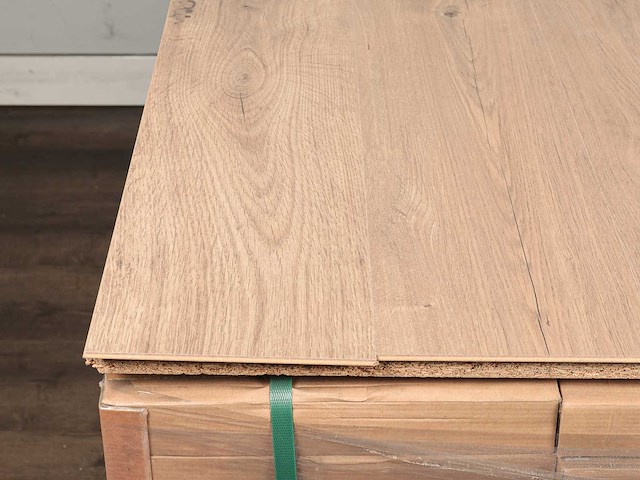 122 m2 laminaat plank - 1383 x 193 x 8 mm - afbeelding 2 van  4