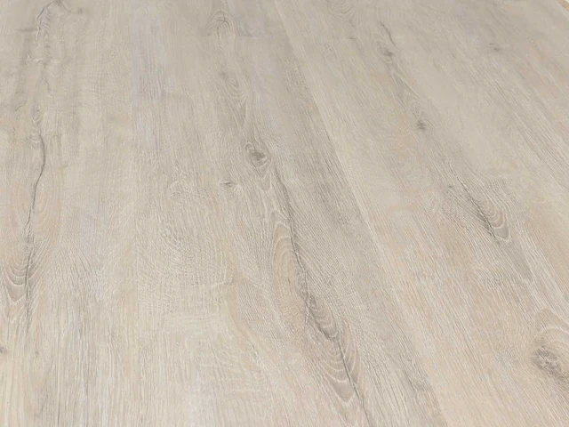 122 m2 pvc spc click plank met xps onderlaag - 1220 x 228 x 6 mm - afbeelding 1 van  4