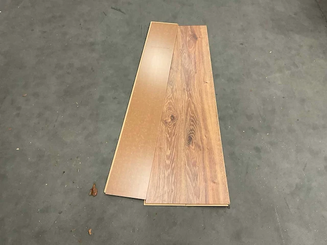 12,35 m² krono - kronofix - laminaatvloer - afbeelding 2 van  7