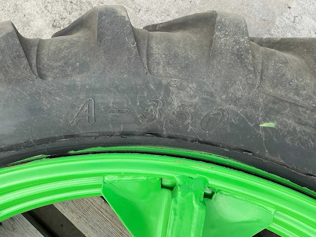 12.4r46 alliance a-350 band met velg - afbeelding 8 van  10