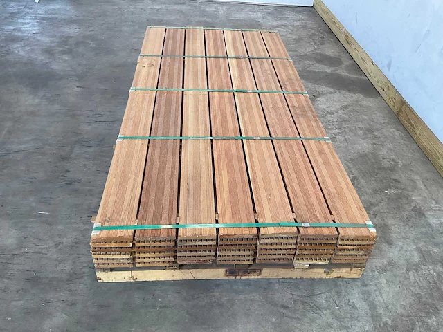 12,64m² elephant - vlonderplank hardhout semi-ribbel 215x14.5x2.1 cm - afbeelding 3 van  7