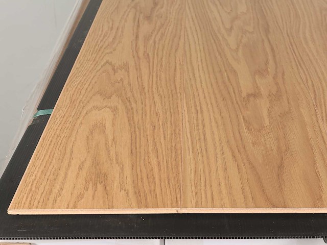 127 m2 parket eiken fineer berry alloc - 1190 x 185 x 10 mm - afbeelding 2 van  4