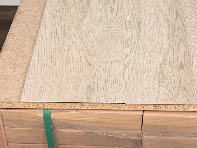 129 m2 pvc click plank met xps onderlaag - 1290 x 203 x 5,5 mm - afbeelding 2 van  4