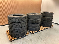 12x 275/70 r22.5 continental vrachtwagenband - afbeelding 1 van  7