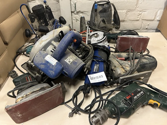 12x divers bouwgereedschap w.o. bosch, metabo, gamma - afbeelding 9 van  11