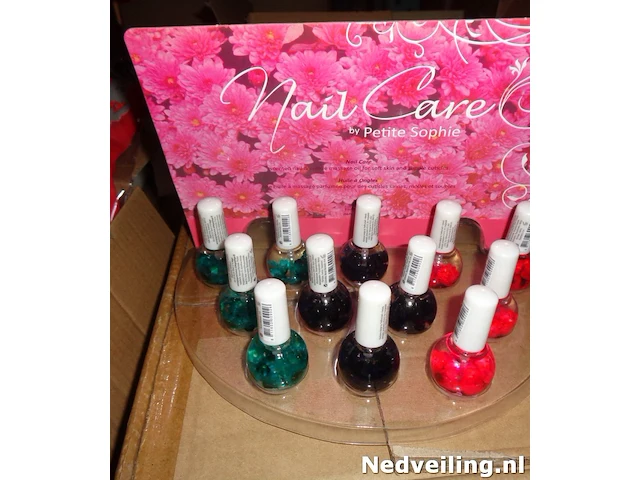 12x nail care by petite sophie in display - afbeelding 1 van  3