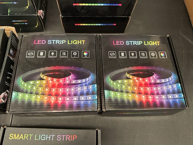 12x (smart) led strip (5, 10 en 20 meter) w.o. rgb, wifi - afbeelding 3 van  6