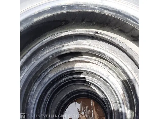 12x vrachtwagenband michelin, xze2+ - afbeelding 4 van  5