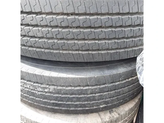 12x vrachtwagenband michelin, xze2+ - afbeelding 5 van  5