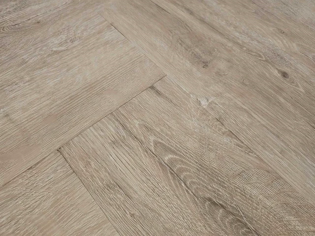 13 m2 pvc spc click visgraat met xps onderlaag - 750 x 150 x 6,5 mm - afbeelding 1 van  3