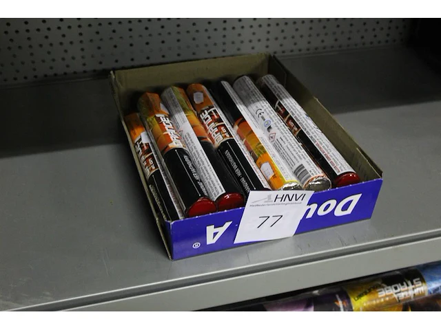 13 oranje kindervuurwerk rookstaven - afbeelding 2 van  2